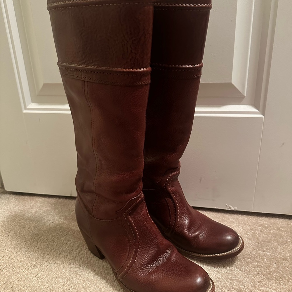 Frye Cognac Brown Leather Heeled Boots, size 8.5